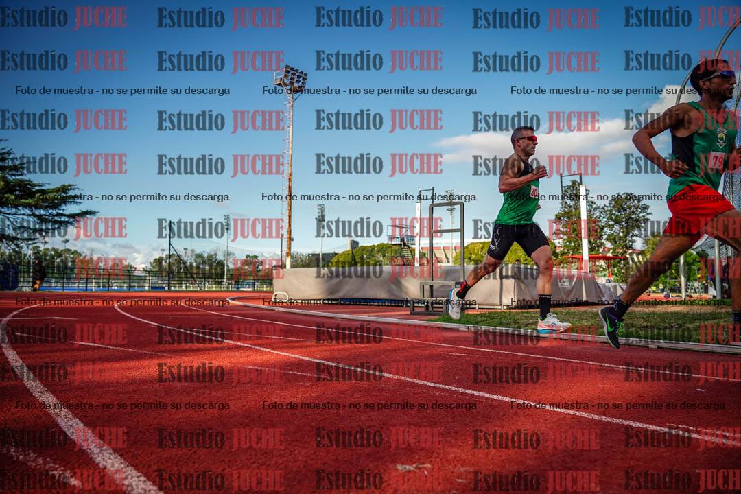 Fotos de los 3000 m llanos de varones