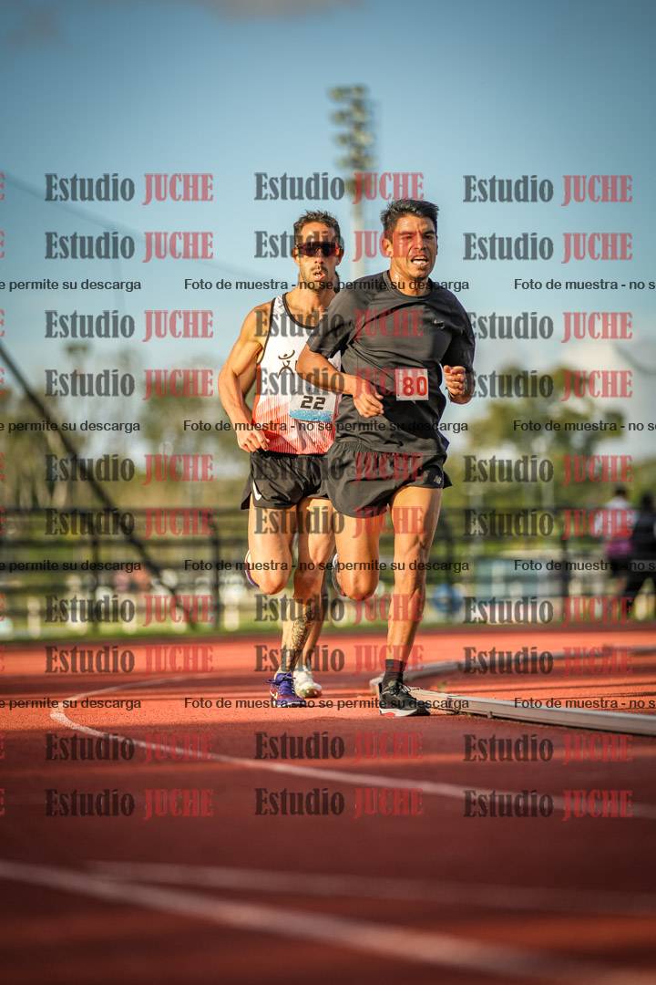 Fotos de los 3000 m llanos de varones