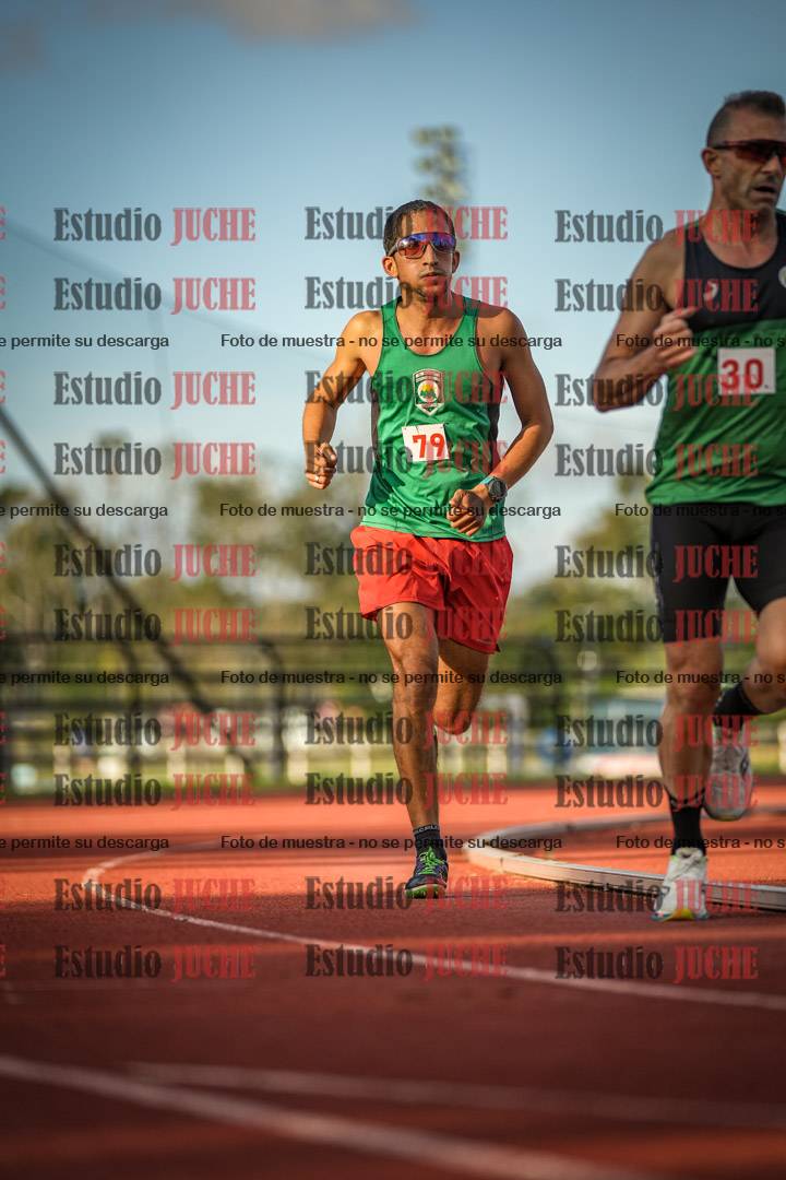 Fotos de los 3000 m llanos de varones