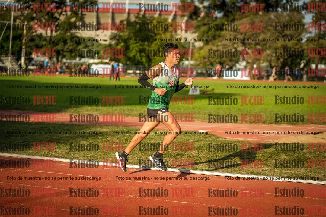 Fotos de los 3000 m llanos de varones