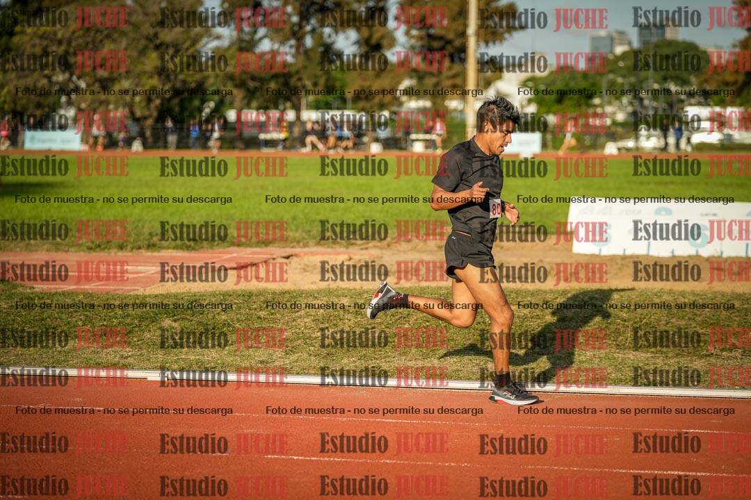 Fotos de los 3000 m llanos de varones