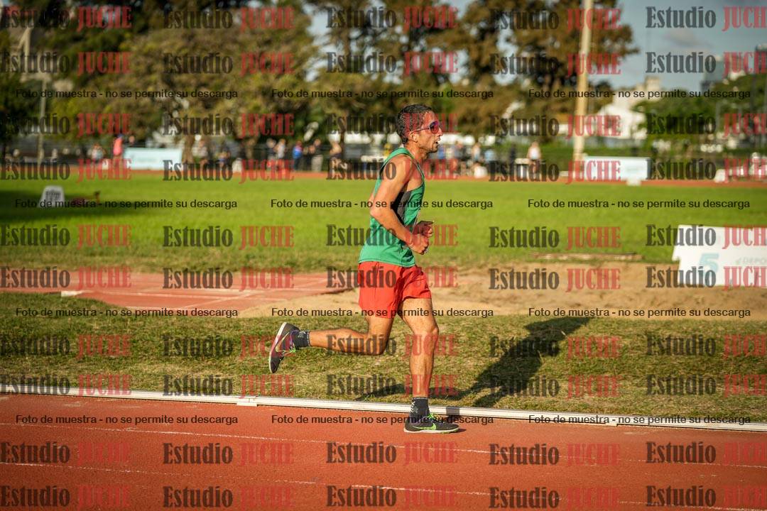 Fotos de los 3000 m llanos de varones