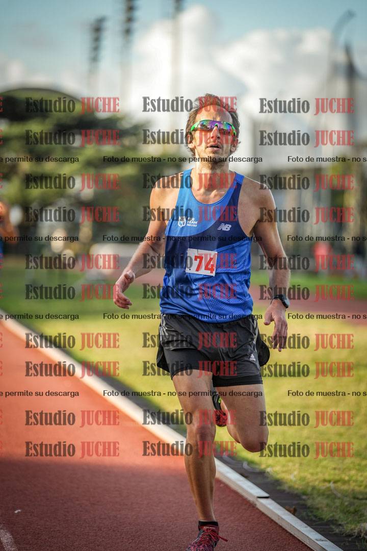 Fotos de los 3000 m llanos de varones