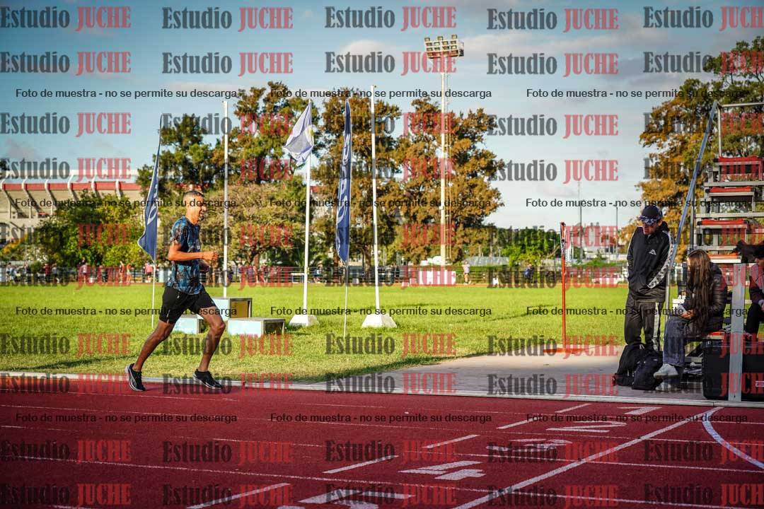 Fotos de los 3000 m llanos de varones