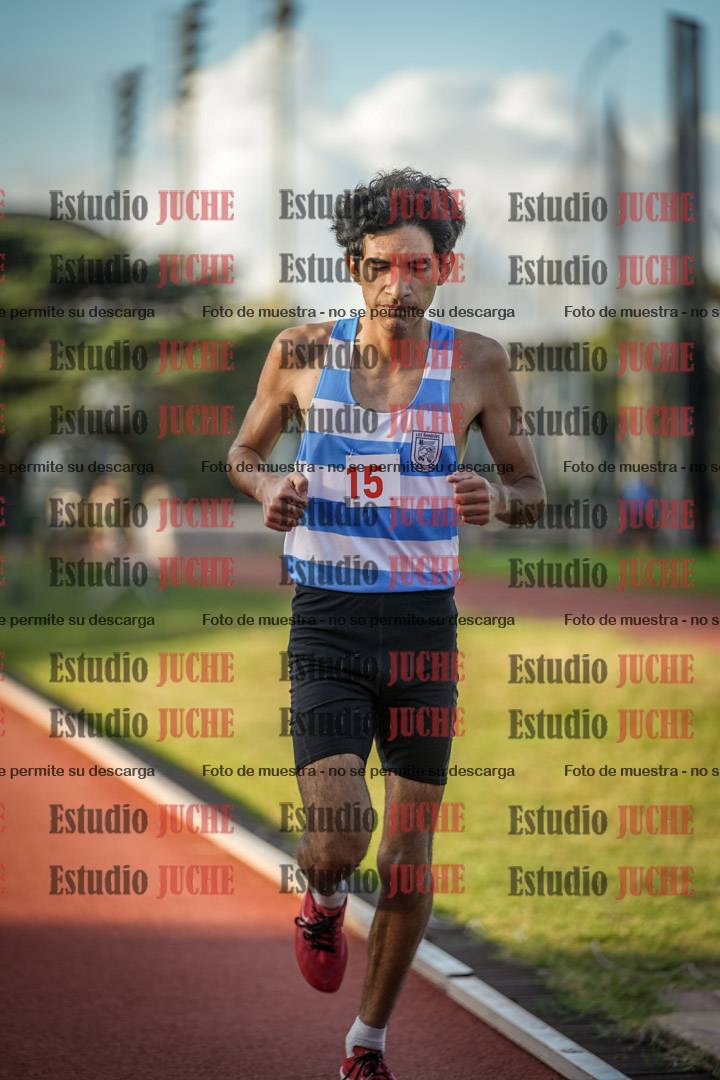 Fotos de los 3000 m llanos de varones
