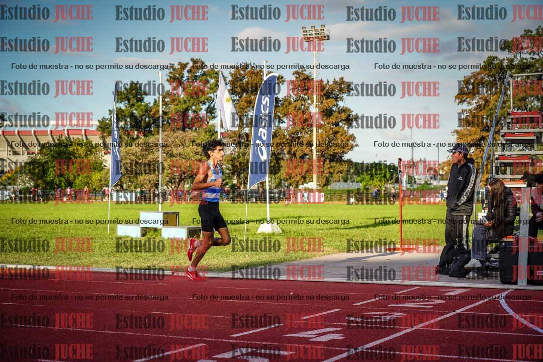 Fotos de los 3000 m llanos de varones