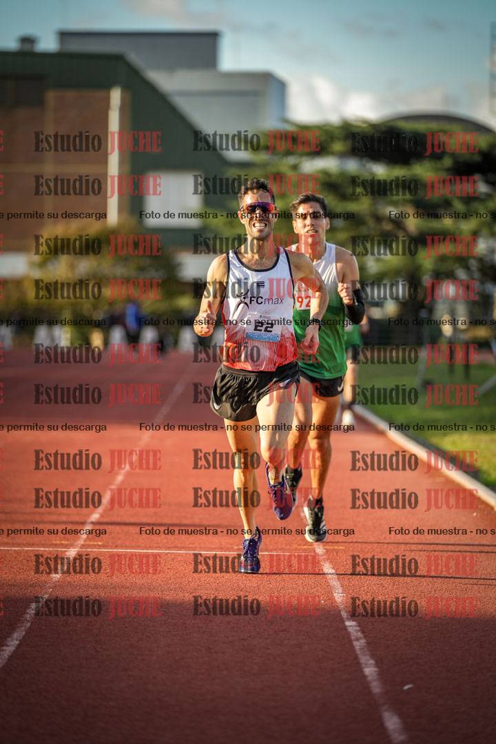 Fotos de los 3000 m llanos de varones