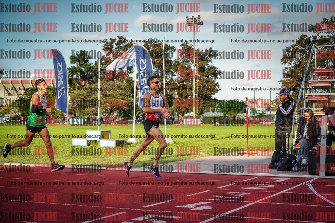 Fotos de los 3000 m llanos de varones