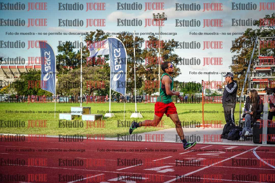 Fotos de los 3000 m llanos de varones