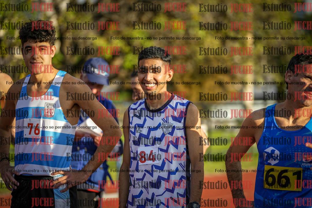 Fotos de los 3000 m llanos de varones