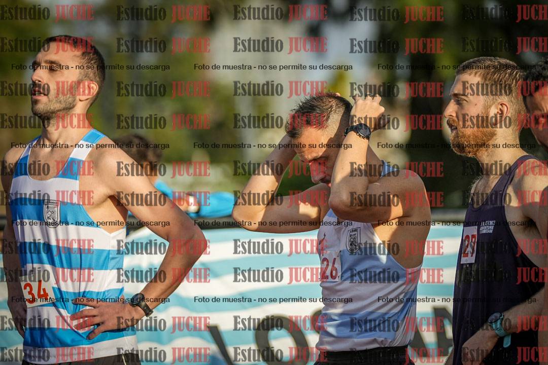 Fotos de los 3000 m llanos de varones
