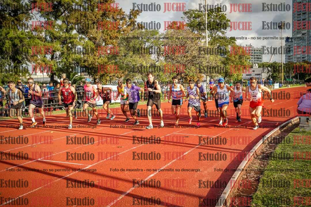 Fotos de los 3000 m llanos de varones