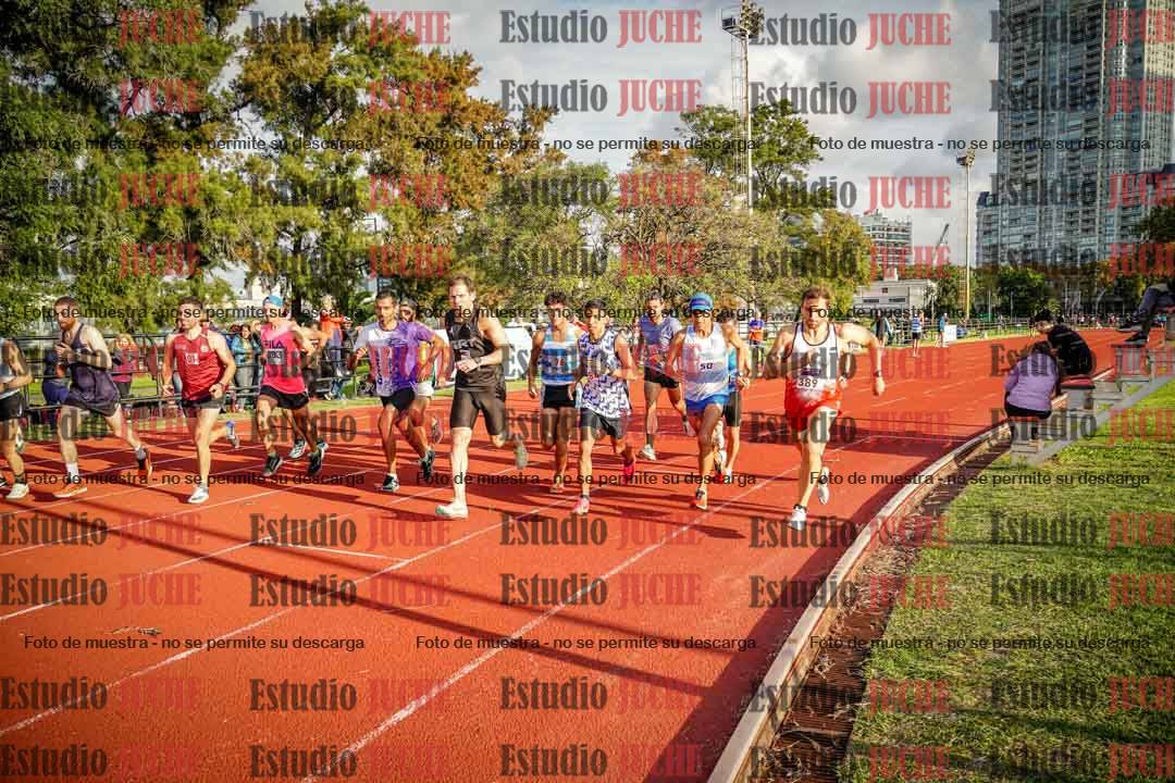 Fotos de los 3000 m llanos de varones