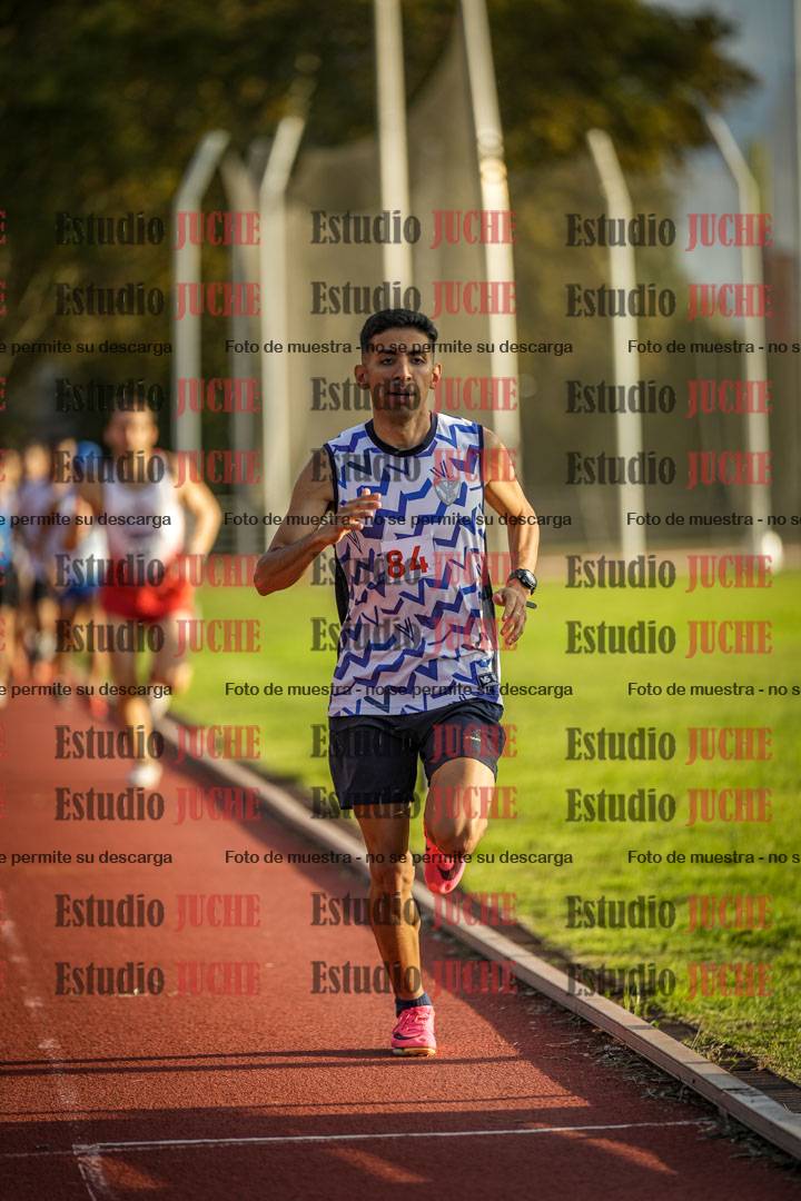 Fotos de los 3000 m llanos de varones