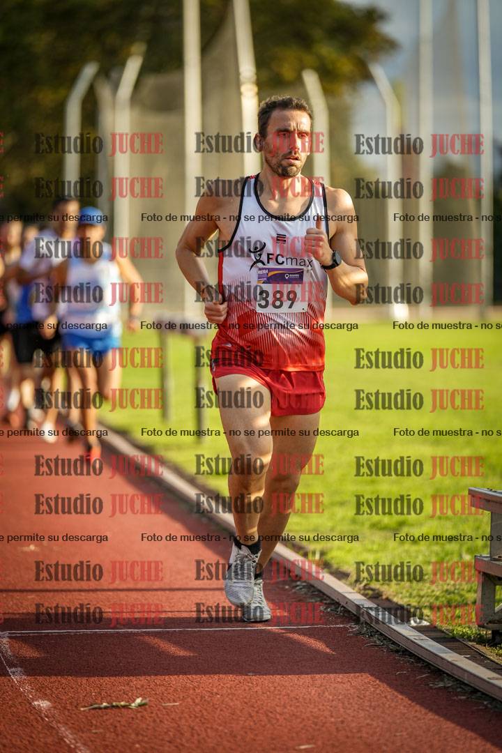 Fotos de los 3000 m llanos de varones