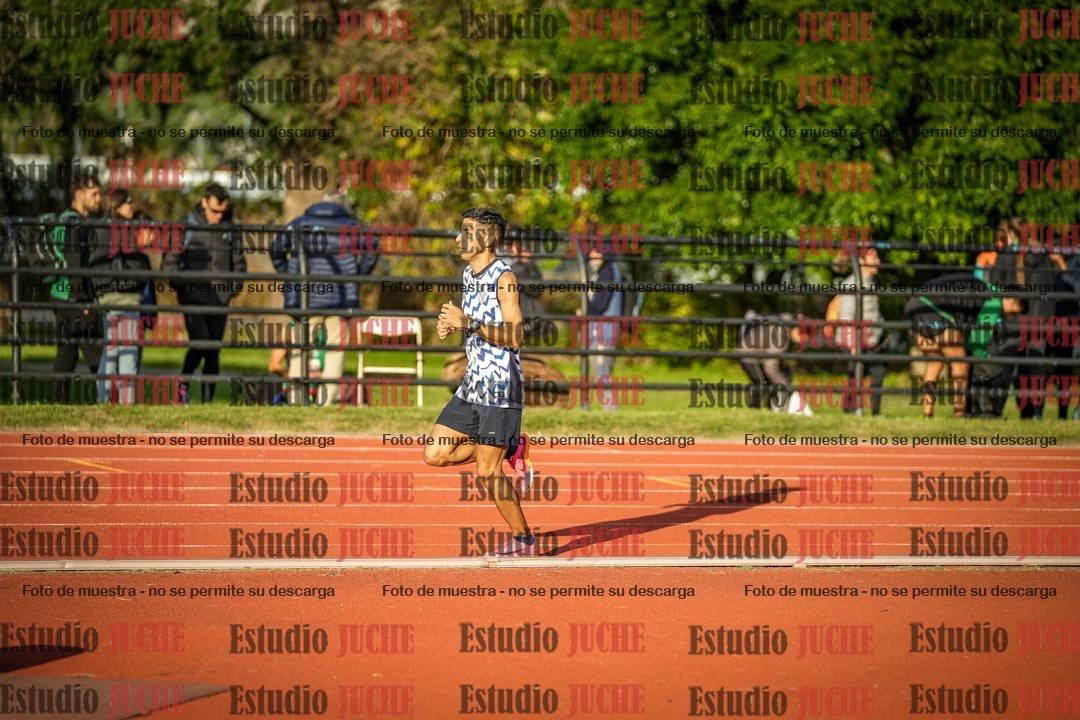 Fotos de los 3000 m llanos de varones