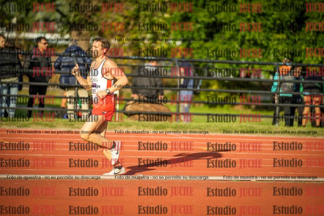 Fotos de los 3000 m llanos de varones