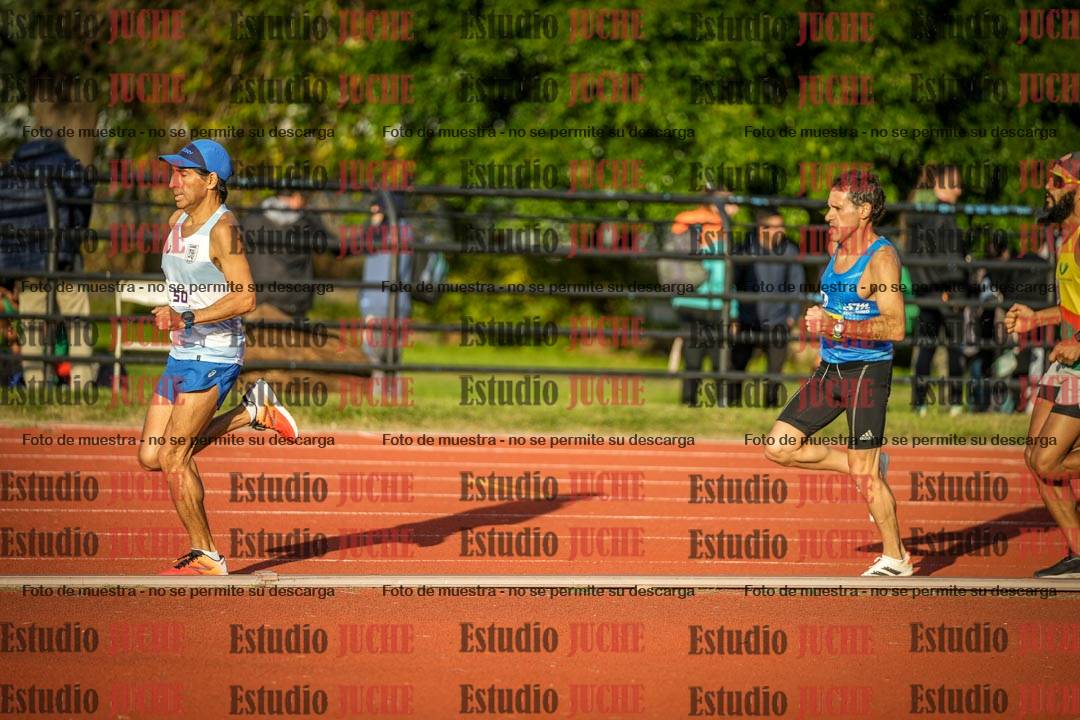 Fotos de los 3000 m llanos de varones