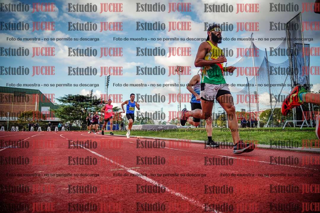 Fotos de los 3000 m llanos de varones