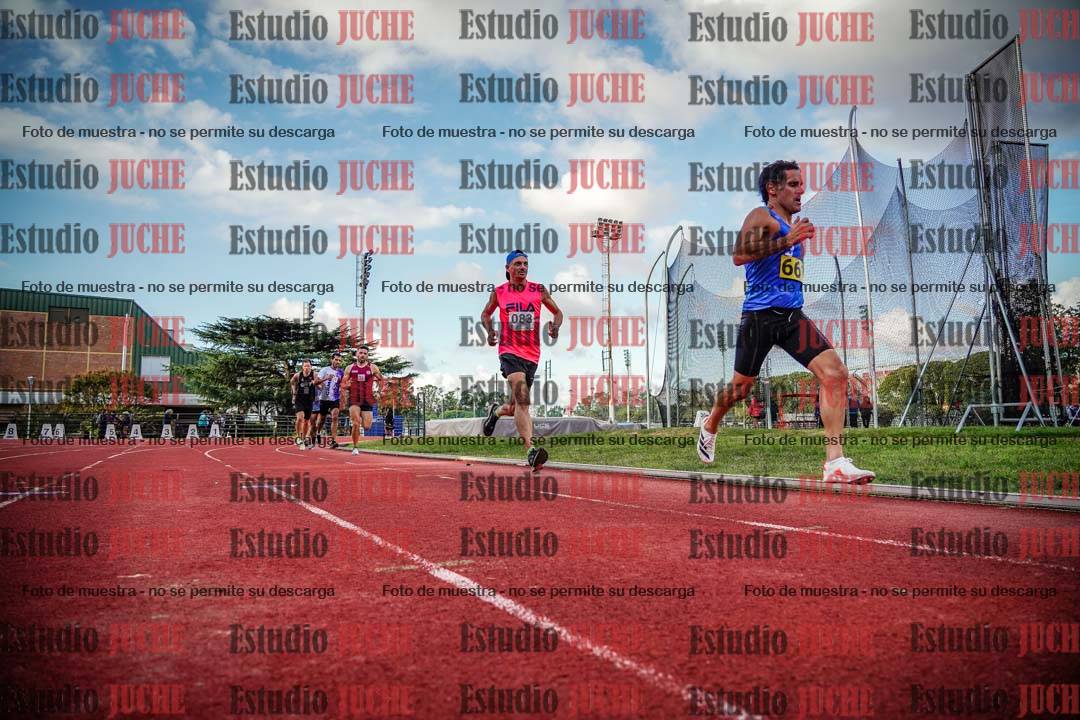 Fotos de los 3000 m llanos de varones