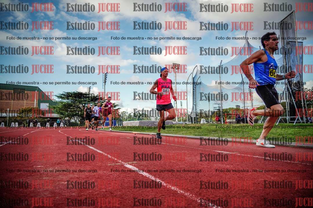 Fotos de los 3000 m llanos de varones