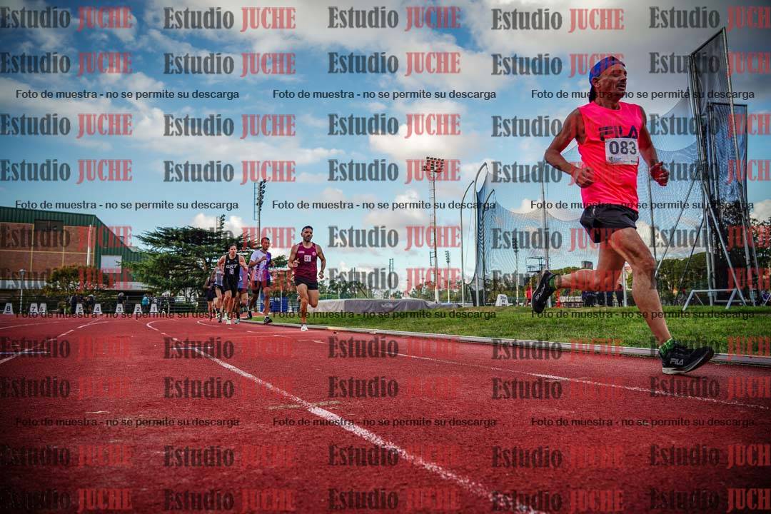 Fotos de los 3000 m llanos de varones