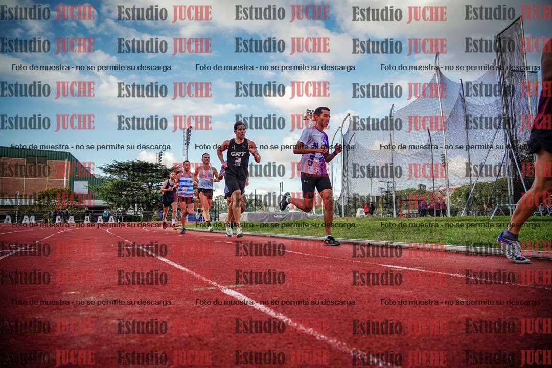 Fotos de los 3000 m llanos de varones