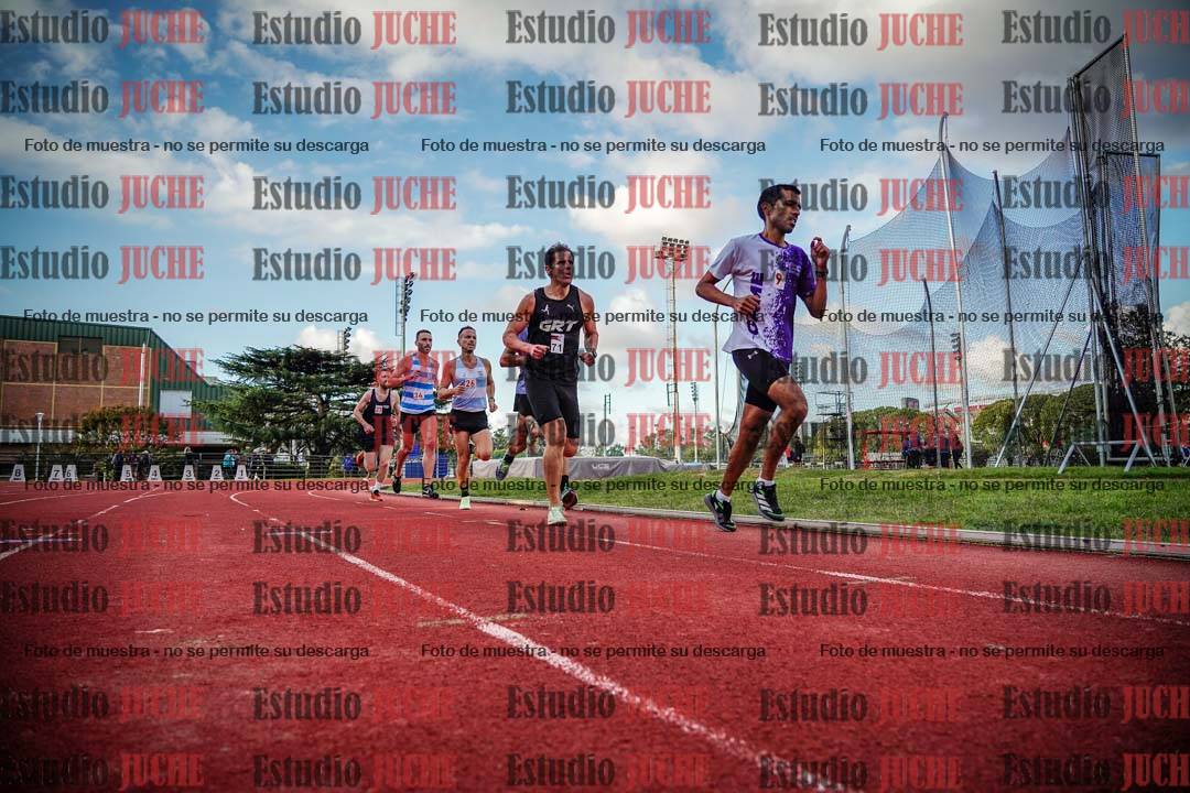 Fotos de los 3000 m llanos de varones
