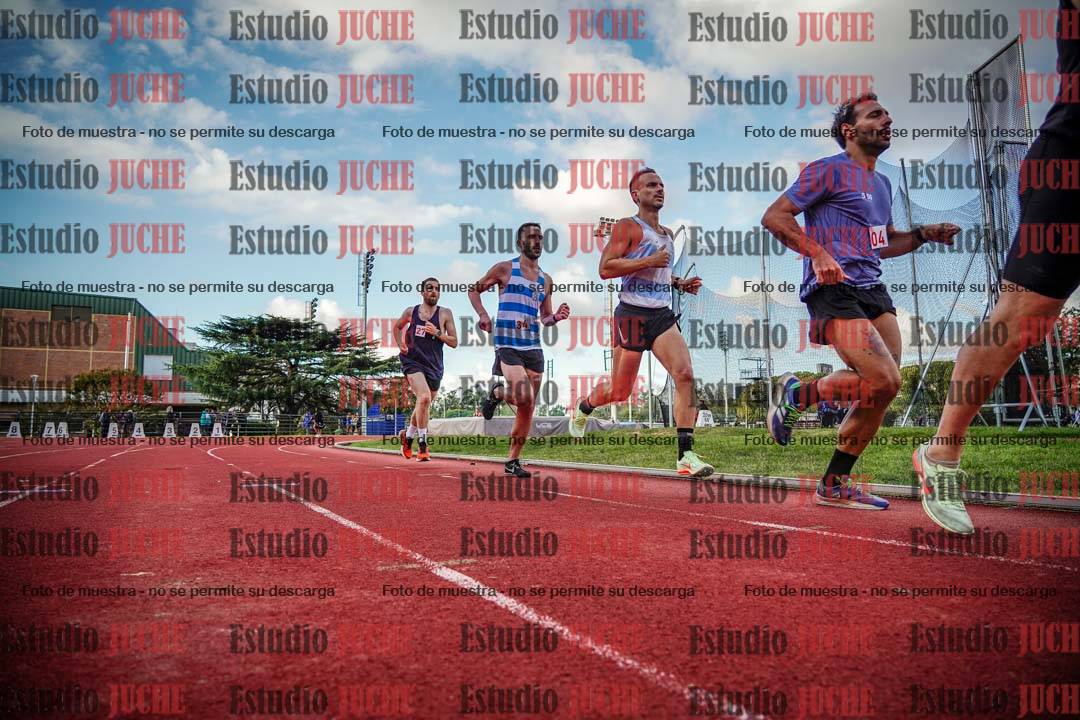 Fotos de los 3000 m llanos de varones