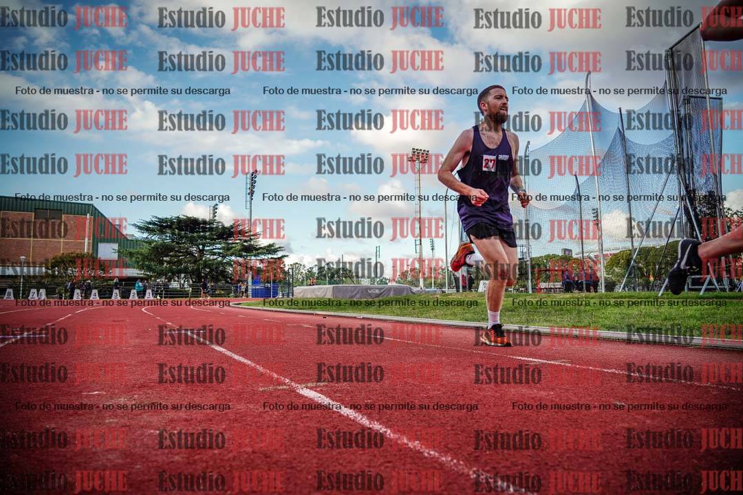 Fotos de los 3000 m llanos de varones