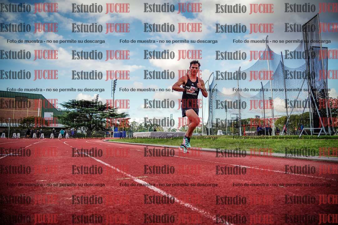 Fotos de los 3000 m llanos de varones