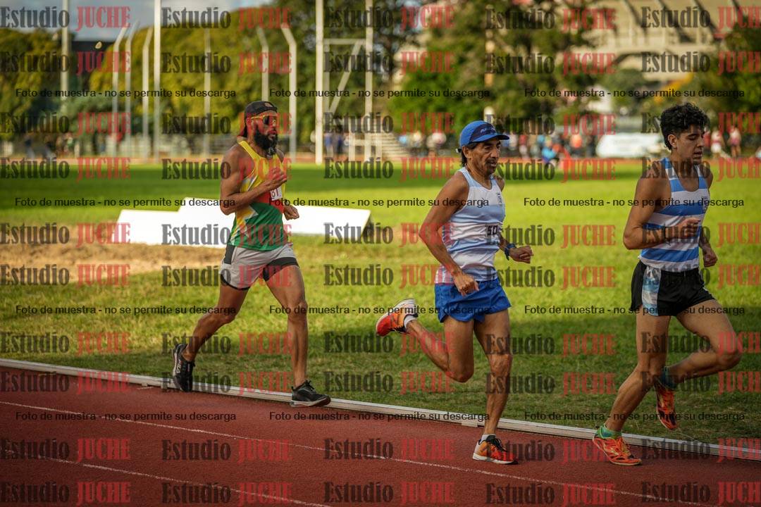 Fotos de los 3000 m llanos de varones