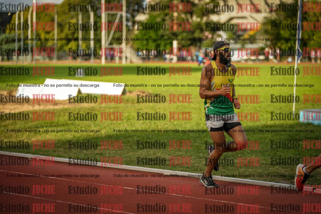 Fotos de los 3000 m llanos de varones