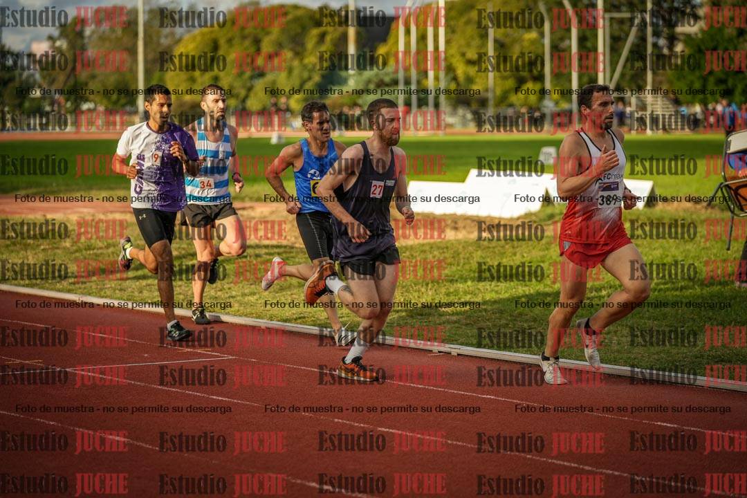 Fotos de los 3000 m llanos de varones