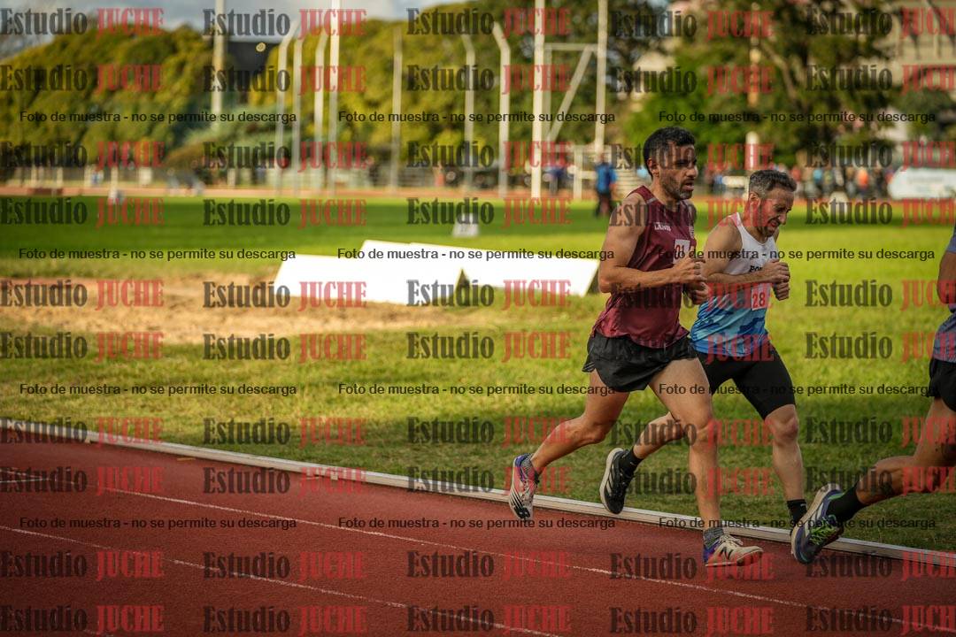 Fotos de los 3000 m llanos de varones