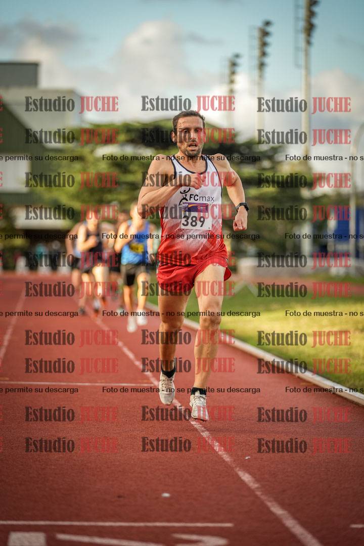 Fotos de los 3000 m llanos de varones