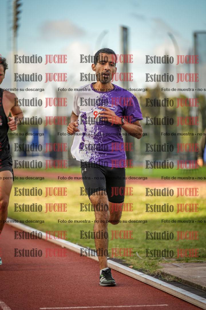 Fotos de los 3000 m llanos de varones