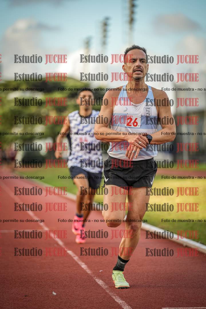 Fotos de los 3000 m llanos de varones
