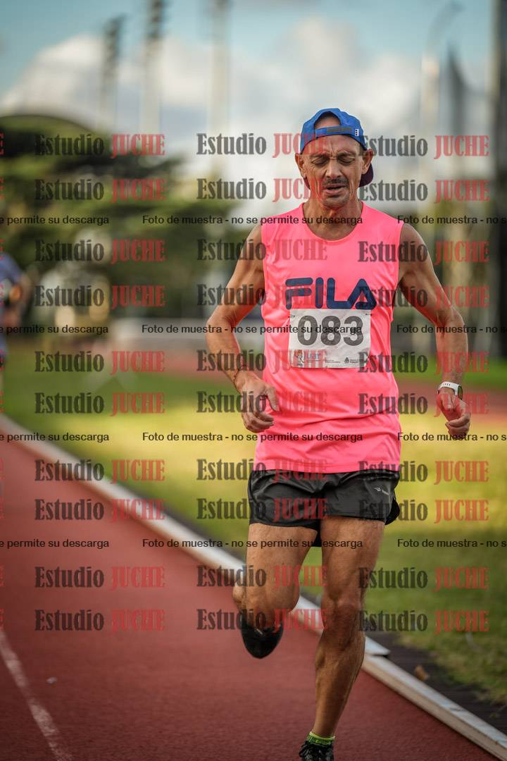 Fotos de los 3000 m llanos de varones