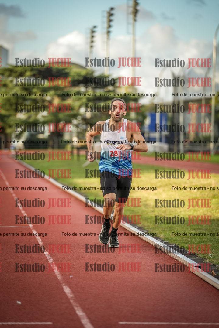 Fotos de los 3000 m llanos de varones