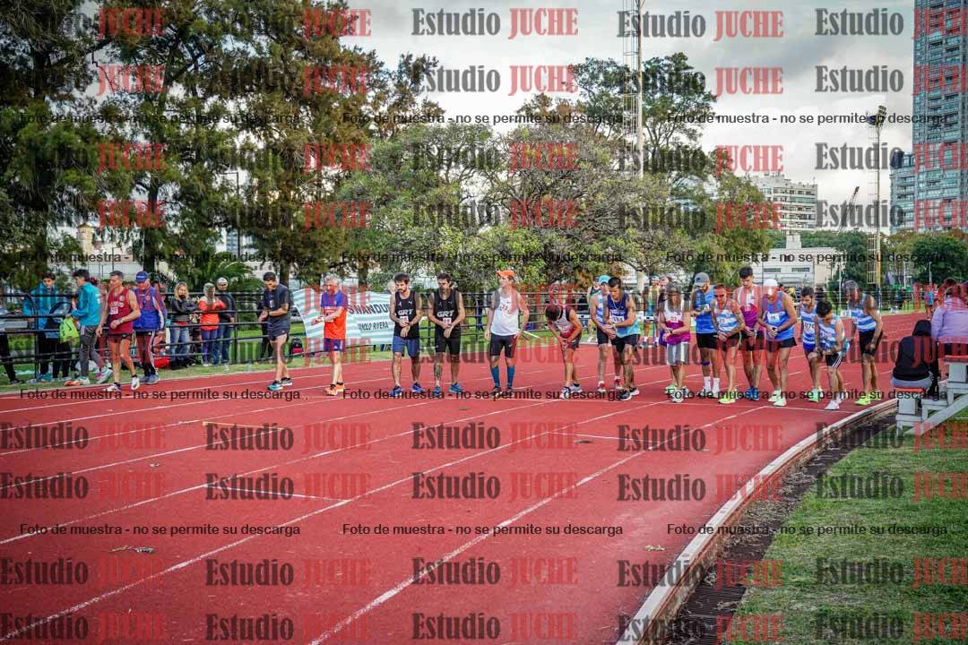 Fotos de los 3000 m llanos de varones