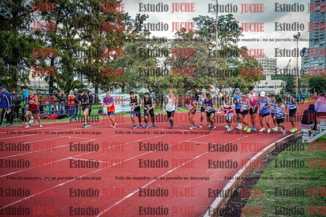 Fotos de los 3000 m llanos de varones