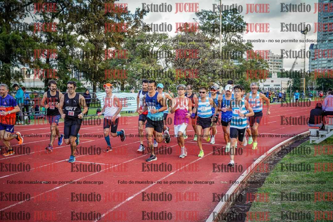 Fotos de los 3000 m llanos de varones