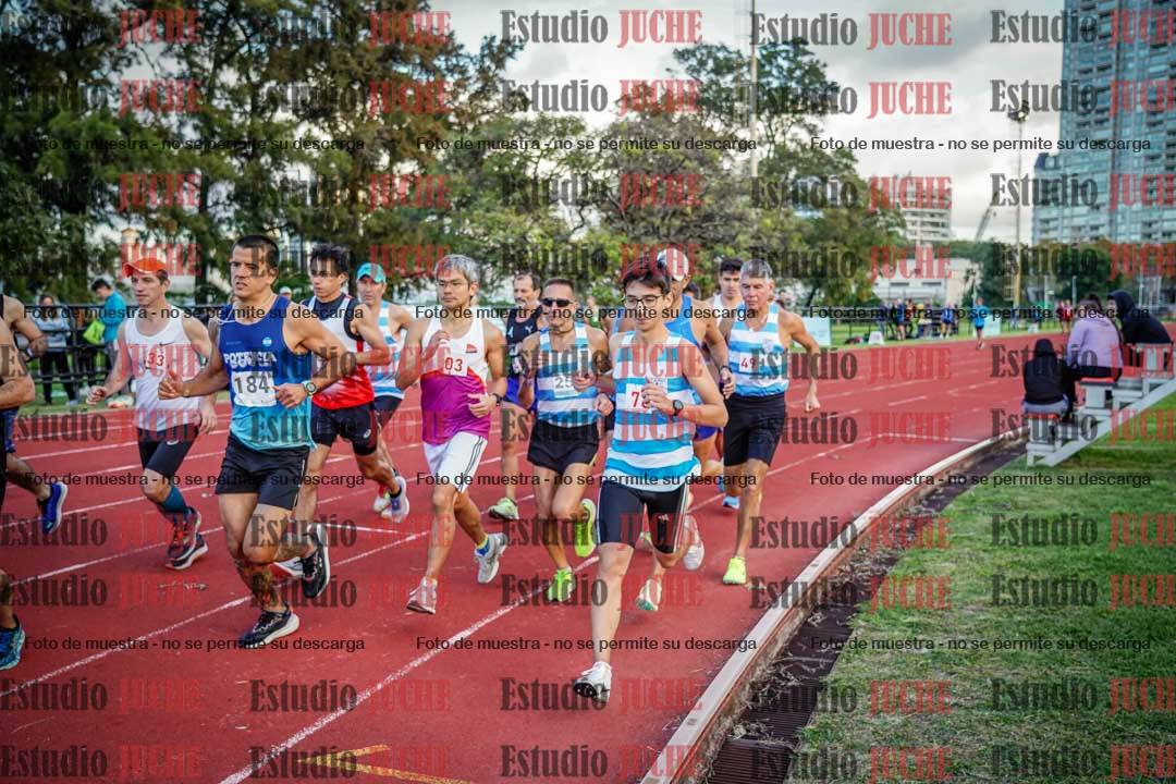 Fotos de los 3000 m llanos de varones
