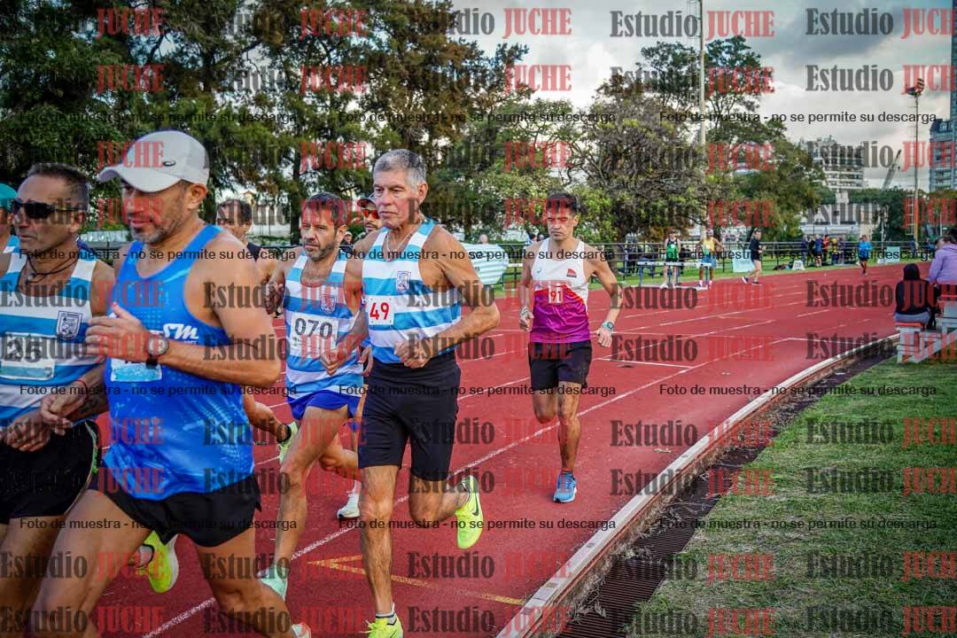 Fotos de los 3000 m llanos de varones
