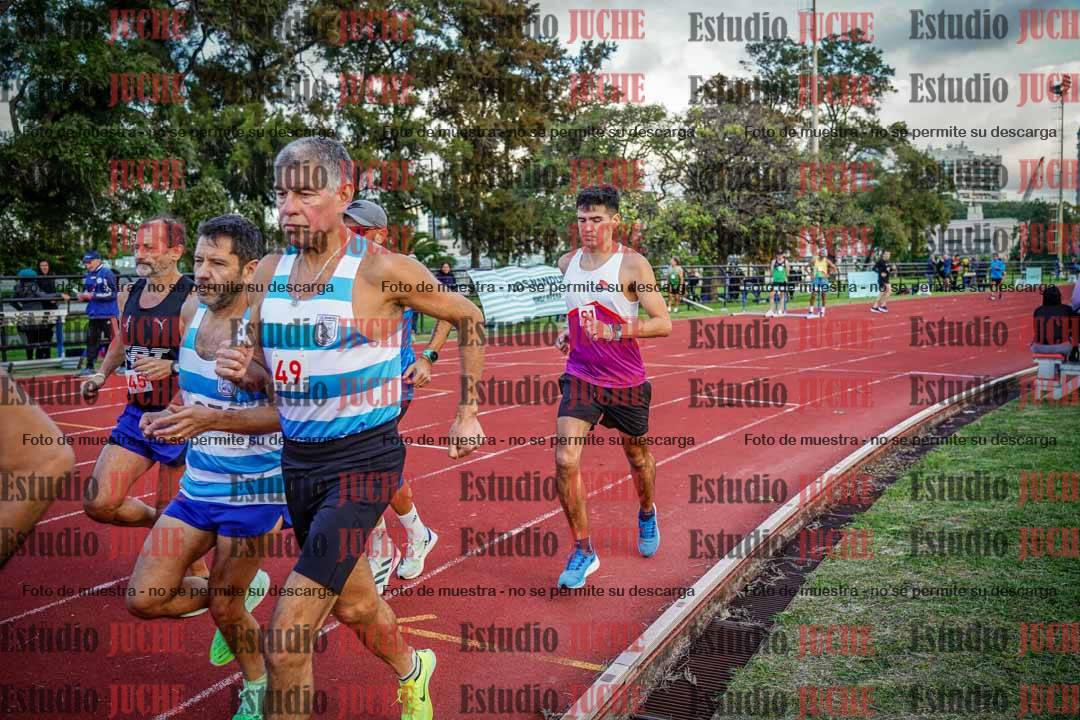 Fotos de los 3000 m llanos de varones
