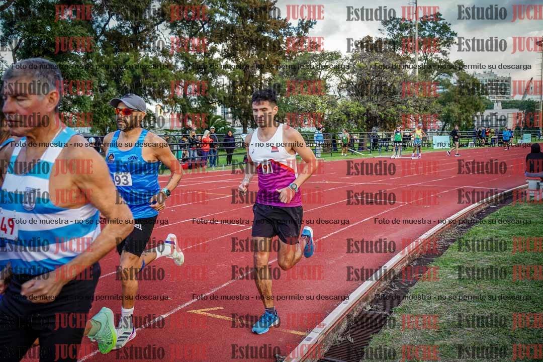 Fotos de los 3000 m llanos de varones