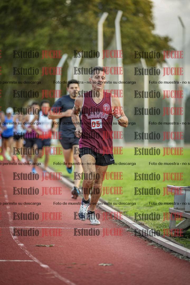 Fotos de los 3000 m llanos de varones