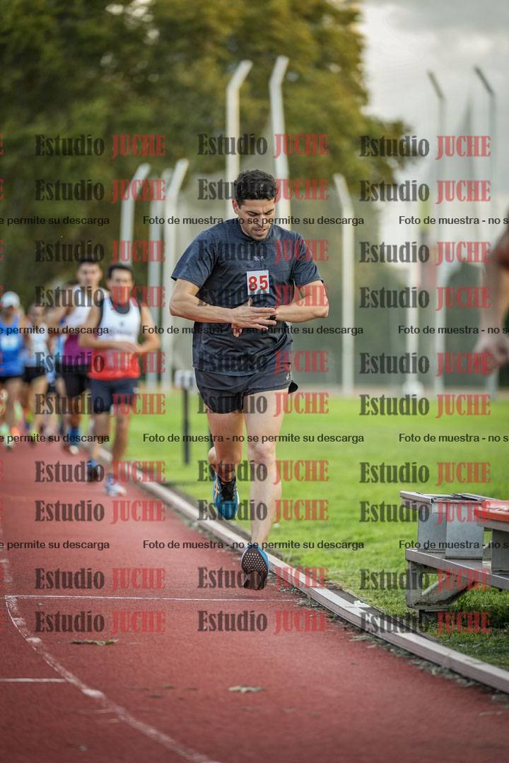 Fotos de los 3000 m llanos de varones