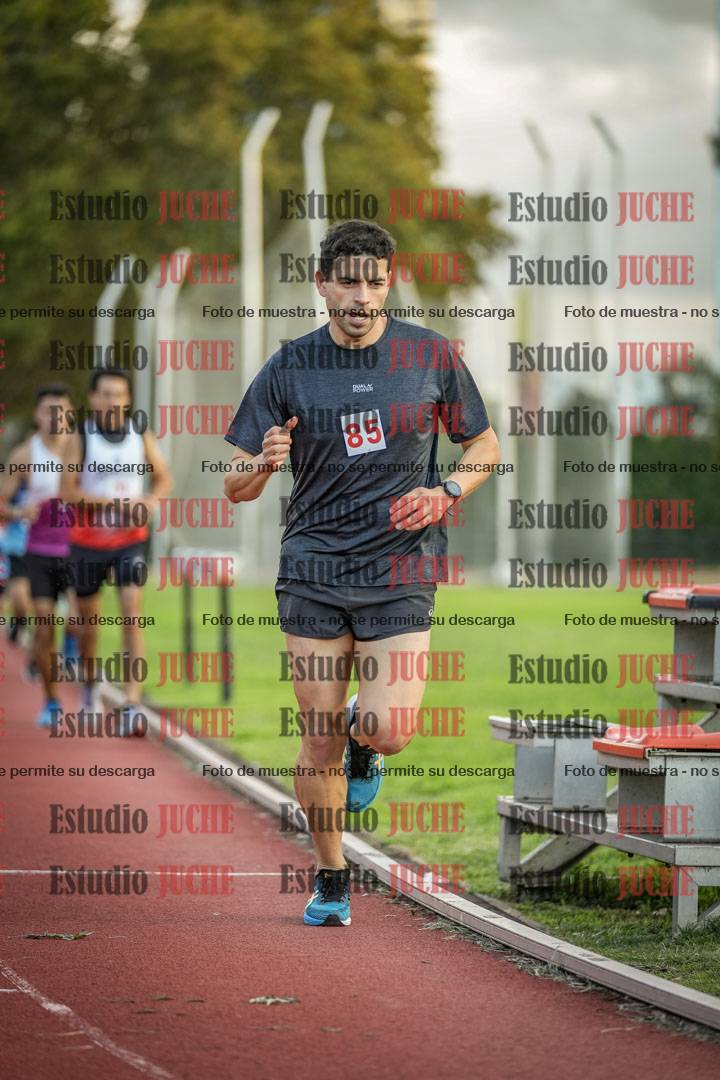 Fotos de los 3000 m llanos de varones